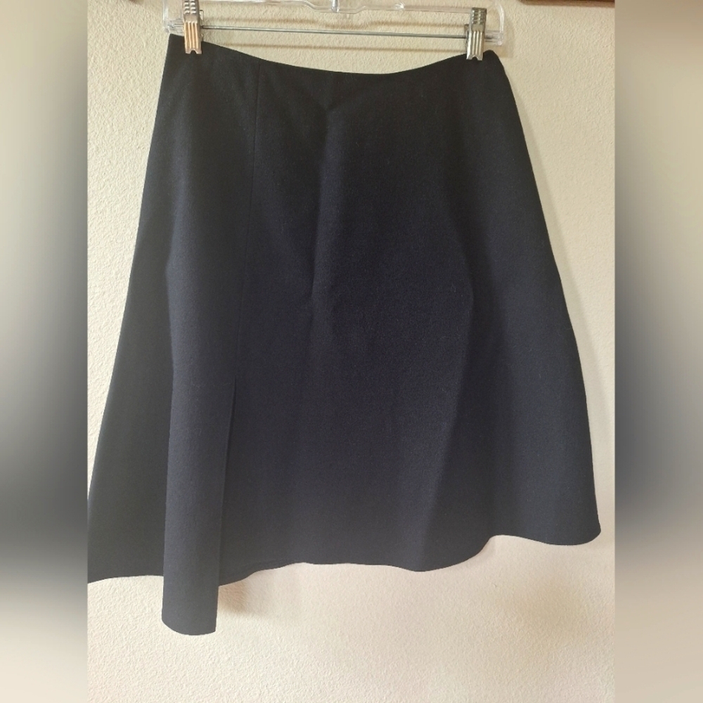 Joseph Womens Asymmetrical Black Wool Blend Knee-length Skirt. Size EU 34